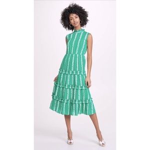Valencia and Vine 🌿sleeveless tiered midi dress